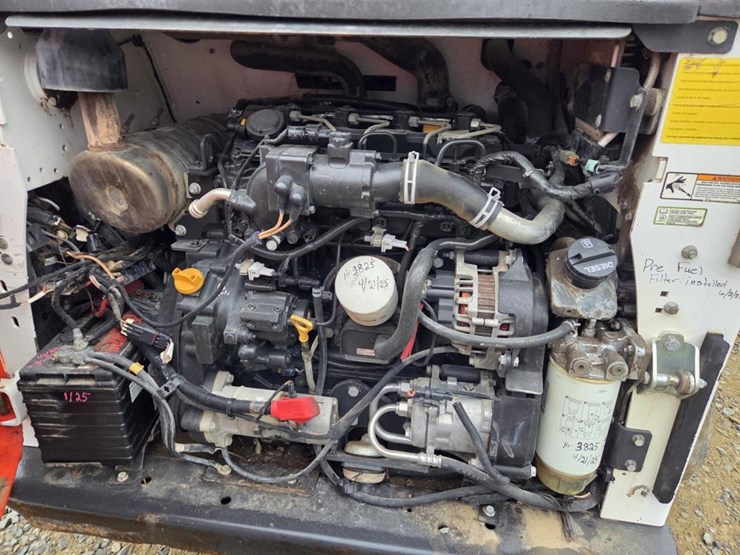 2020-bobcat-t740-image-26