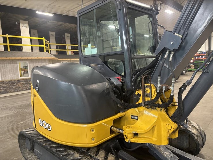 deere-60d-image-14
