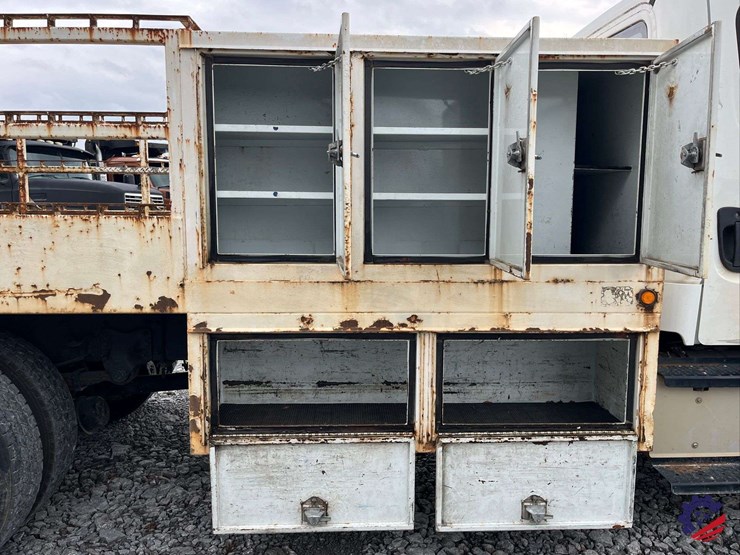 2017-freightliner-m2-s/a-tank-truck-image-41