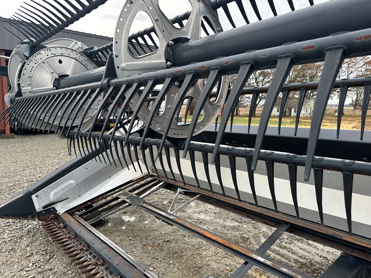 2022-mac-don-fd240-image-56