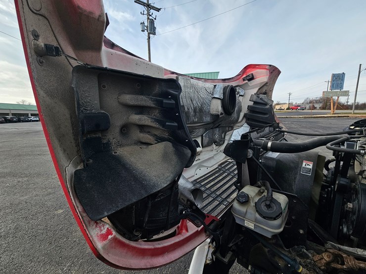 2018-freightliner-s2g-image-36