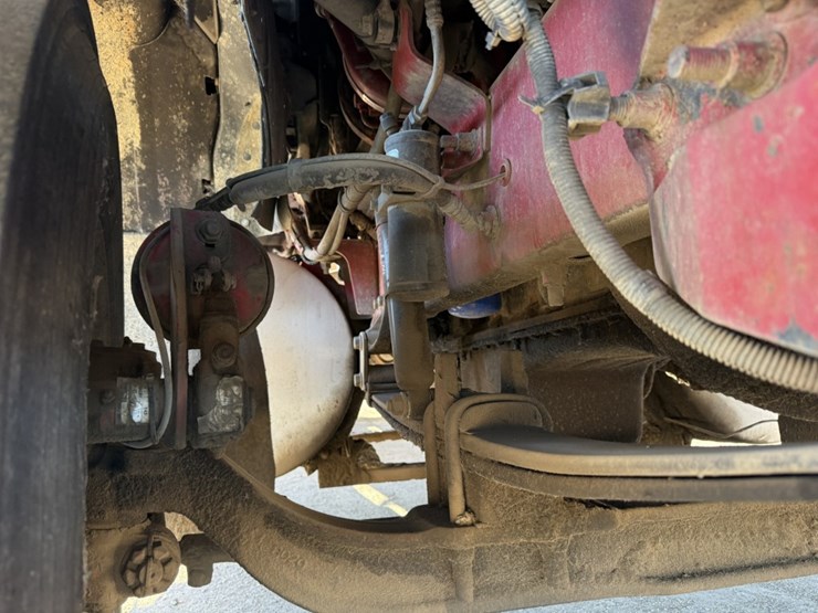 #1952-•-2008-international-eagle-day-cab-truck-tractor-image-56