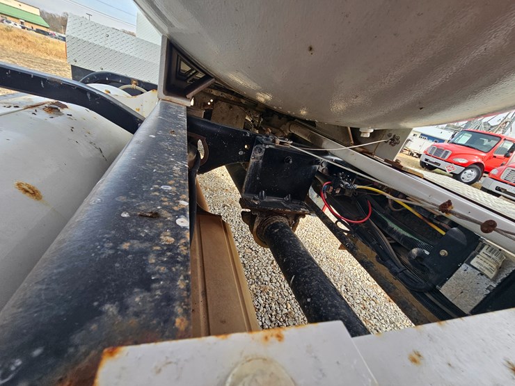 2016-freightliner-s2g-image-91