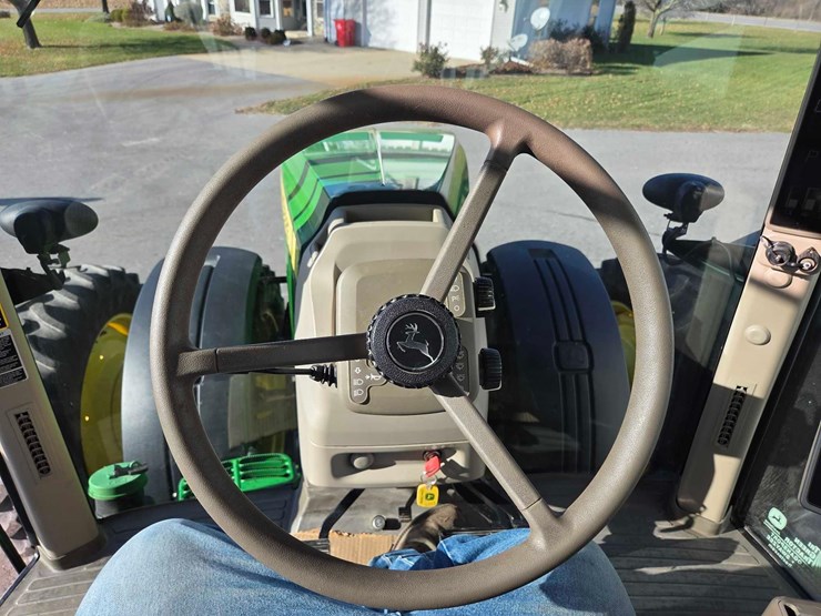 2012-john-deere-8285r-image-72