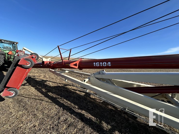 buhler-farm-king-16104-image-9