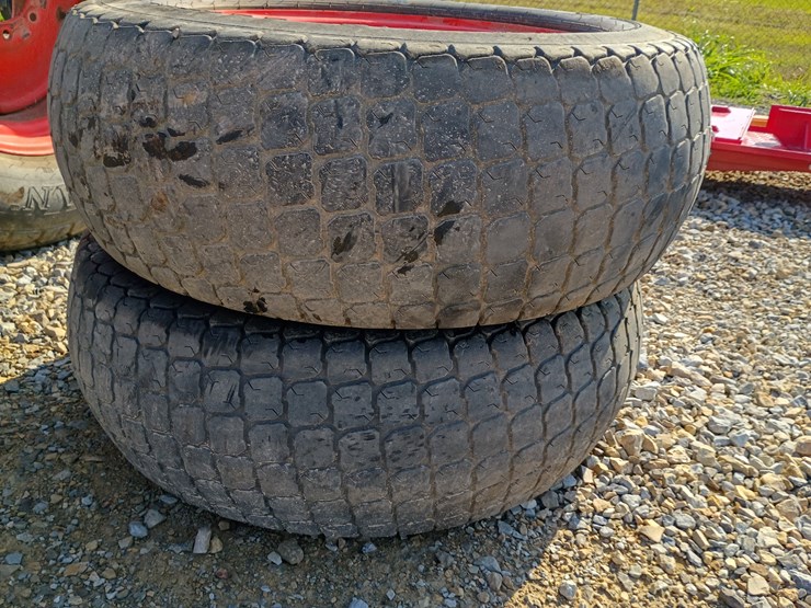 #21509-•-4--tractor-tires-w/-rims-image-10