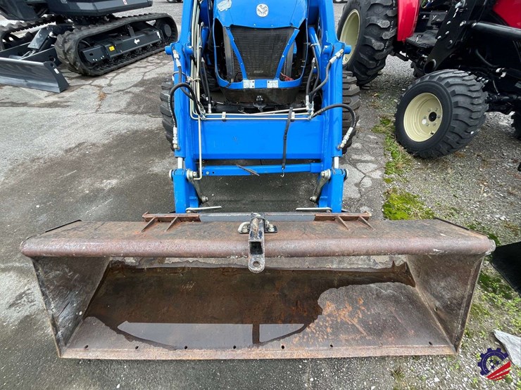 new-holland-tc40a-image-10