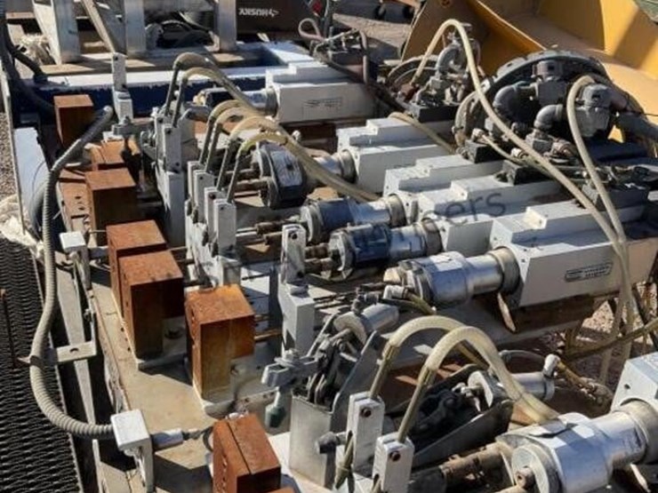 atlas-copco-control-stand-image-6