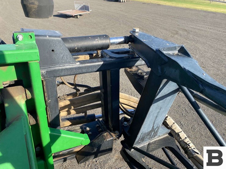 2013-john-deere-4830-image-62