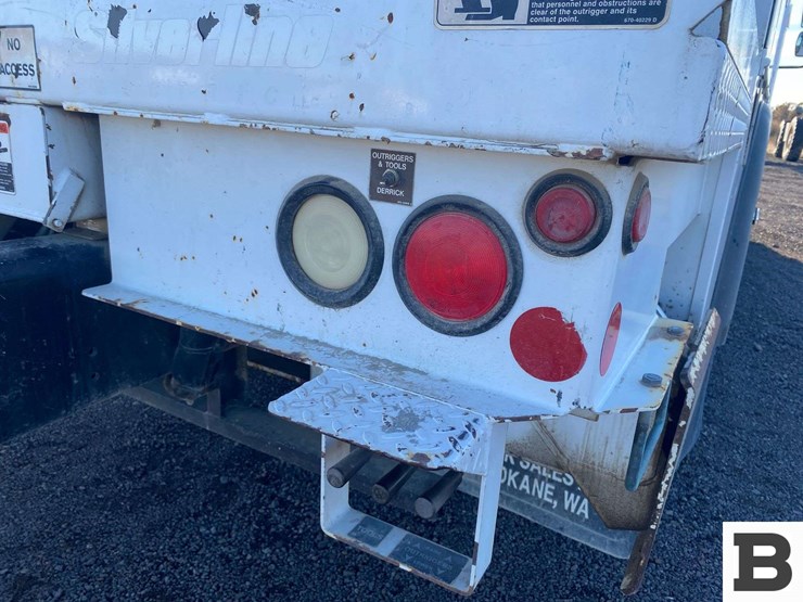 2011-international-durastar-4300-image-30