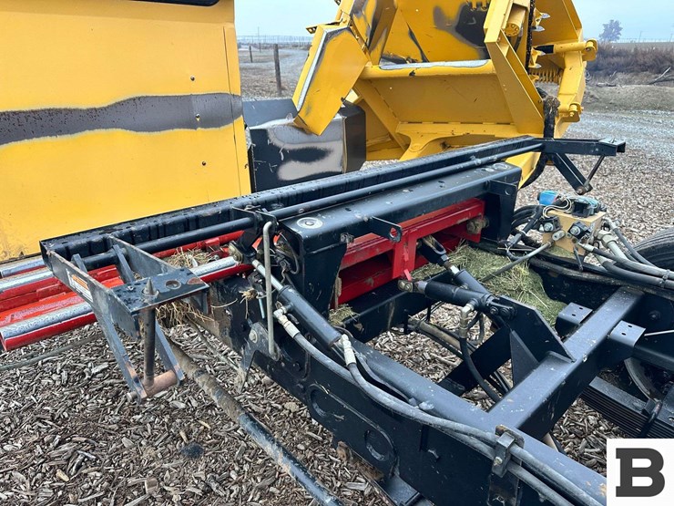 new-holland-h9880-image-38