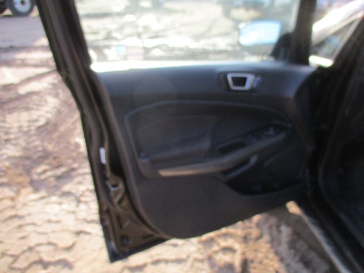 2018-ford-ecosport-se-image-14