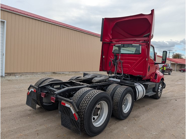 2019-international-lt-image-8