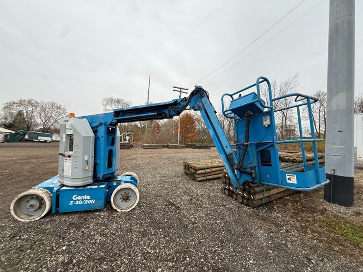 2000-genie-z30/20n-image-4