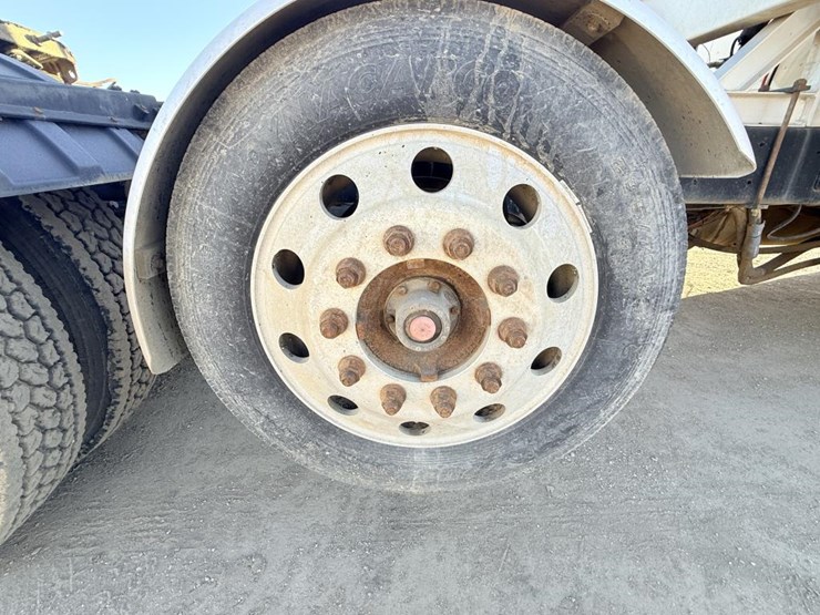 #1980-•-2008-international-eagle-day-cab-truck-tractor-image-62