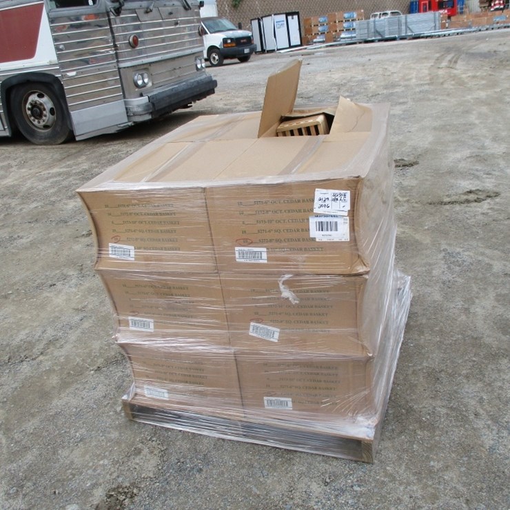 Lot Of Square Cedar Wooden Plant Baskets,