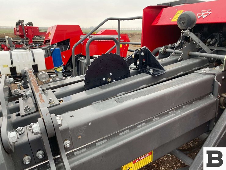 massey-ferguson-1844s-image-34