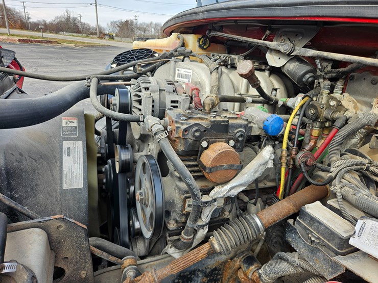 2016-freightliner-s2g-image-29