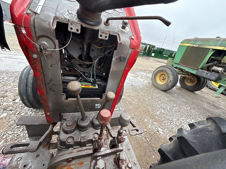 #49-•-massey-ferguson-175-tractor-9aii3055-inv#34005-image-46