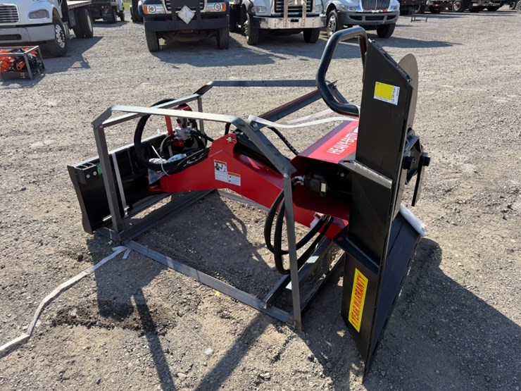 ray-tree-skid-steer-44"-articulating-brush-cutter-image-2