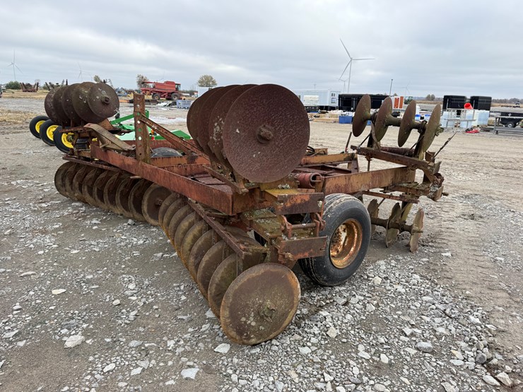 john-deere-7-image-26