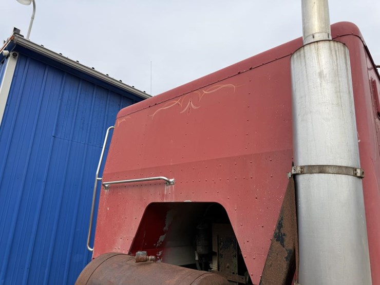 #1193-•-1984-peterbilt-cab-over-truck-tractor-image-19