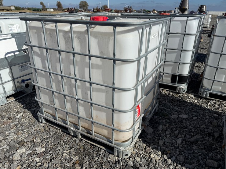 #22626-•-1000-gallon-poly-tank-w/-cage-image-2