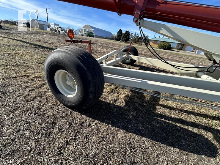 buhler-farm-king-16104-image-30