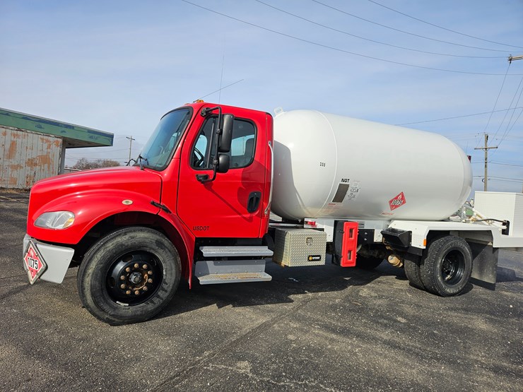 2016-freightliner-s2g-image-4