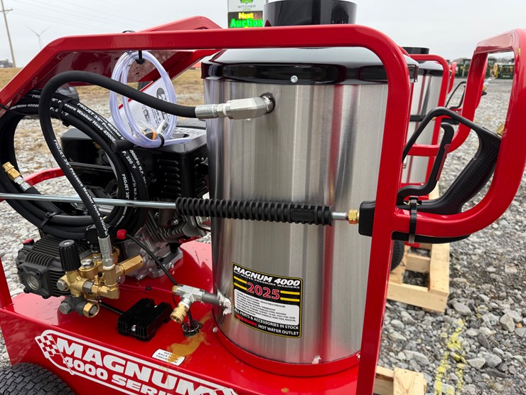 #1-•-unused-magnum-4000-series-hot-water-pressure-washer-2545147-inv#33540-image-8