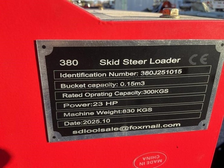 2025-mms-380-stand-up-skid-steer-image-10