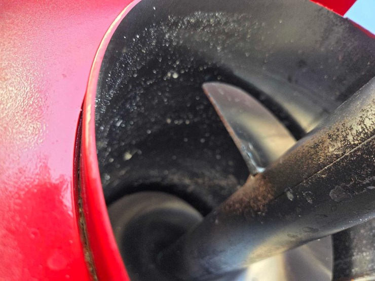 agi-mayrath-hx2-10"x63'-swing-away-auger-image-9