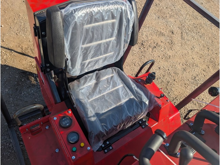 agt-sda-140t-mini-wheel-loader-image-9