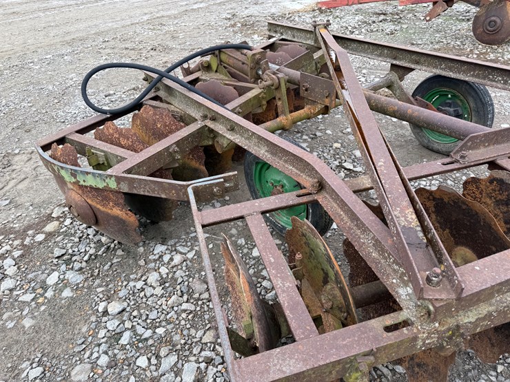 john-deere-7-image-11