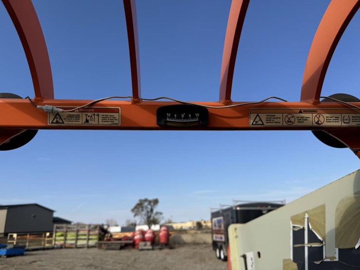 2006-jlg-g6-42a-image-33