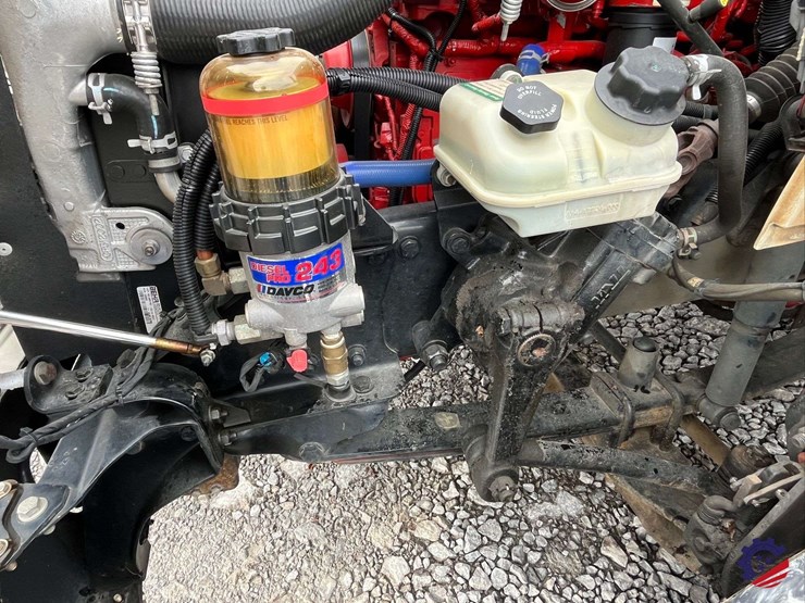 2017-freightliner-m2-s/a-tank-truck-image-53