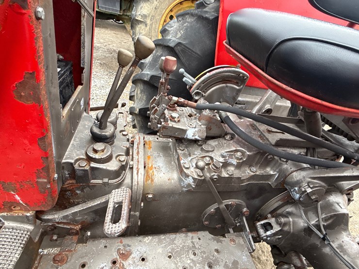 #49-•-massey-ferguson-175-tractor-9aii3055-inv#34005-image-25