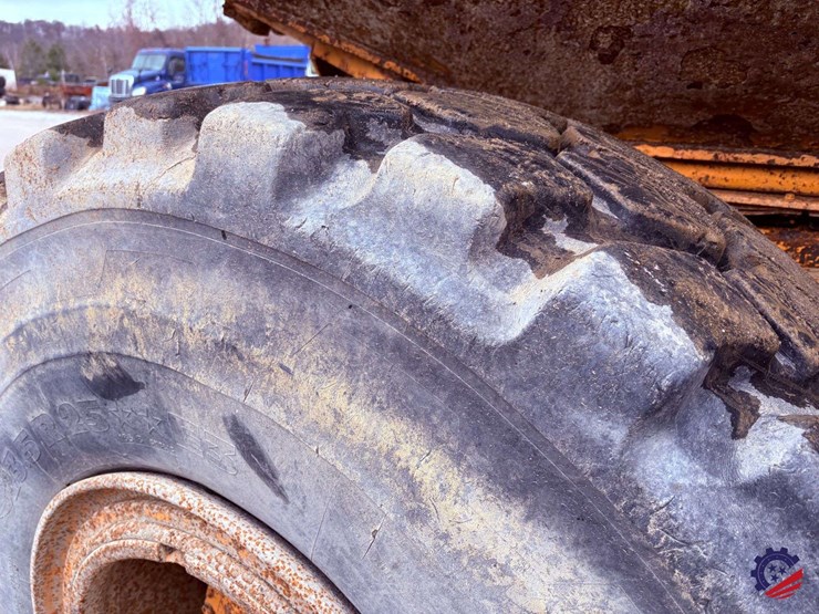 1995-volvo-a30-image-24