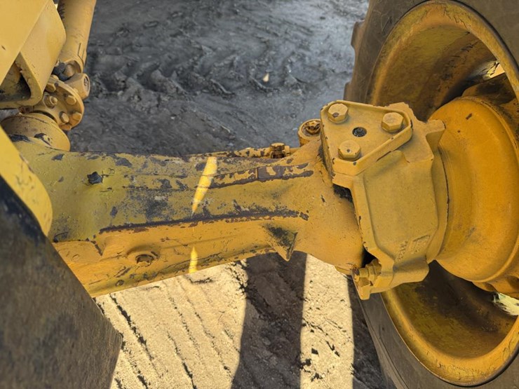 #1975-•-massey-ferguson-14k-forklift-image-47