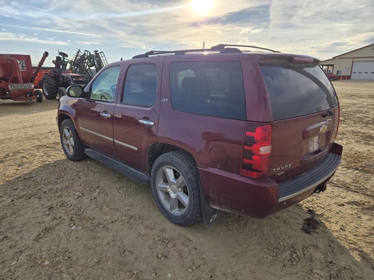 2009-chevrolet-tahoe-ltz-image-13