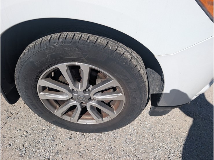 2014-nissan-pathfinder-image-4