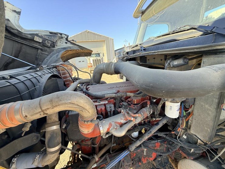 #1972-•-2008-international-eagle-day-cab-truck-tractor-image-39