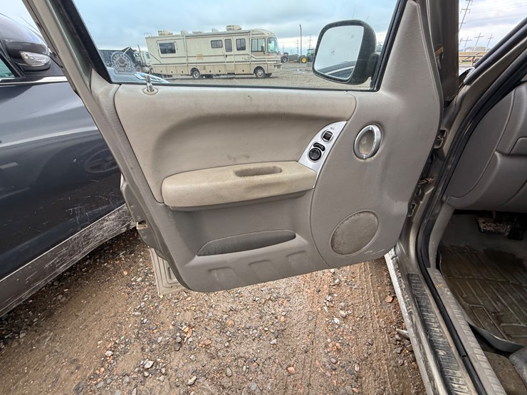 2004-jeep-liberty-image-33