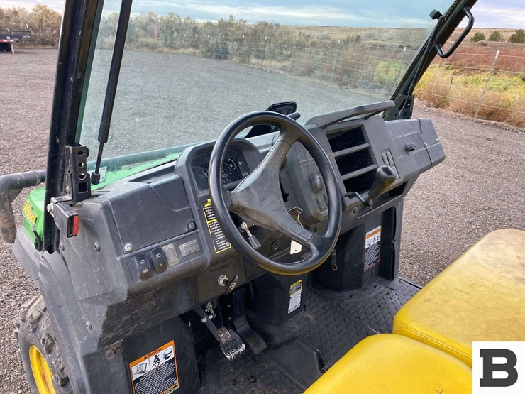 john-deere-835e-image-14