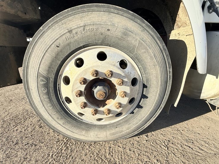 #1980-•-2008-international-eagle-day-cab-truck-tractor-image-50