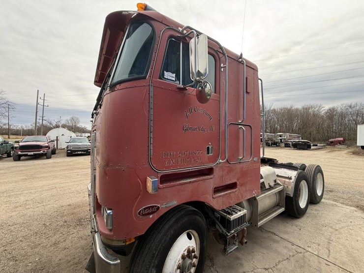 #1193-•-1984-peterbilt-cab-over-truck-tractor-image-28