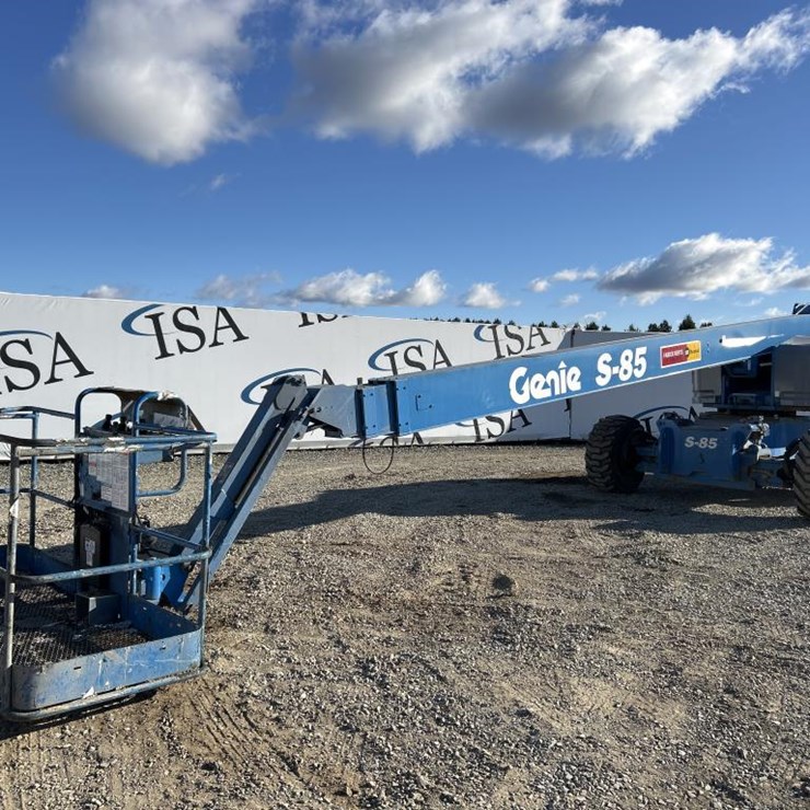 2007 GENIE S85