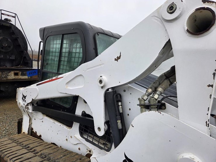 2013-bobcat-t770-image-19