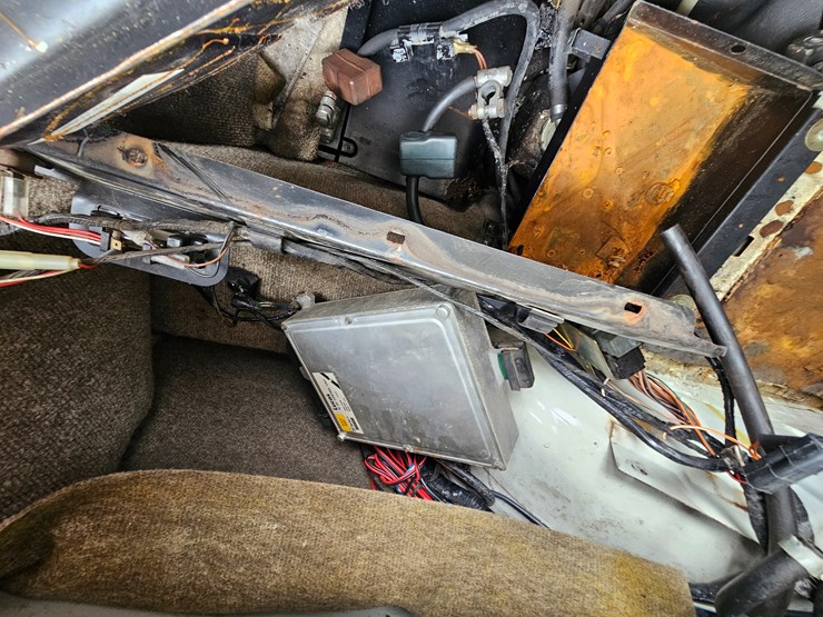 #21242-•-1990-jaguar-xjs-passenger-car-image-50