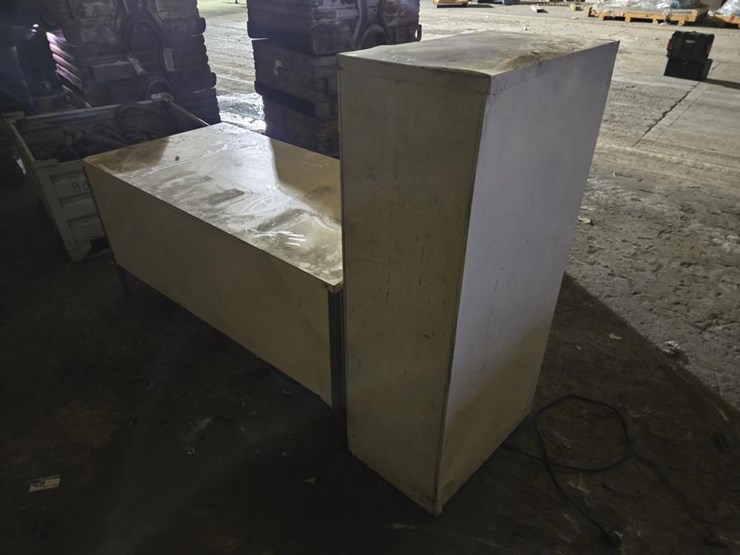 #3411-•-approx.-60"-desk-w/-filing-cabinets-image-2